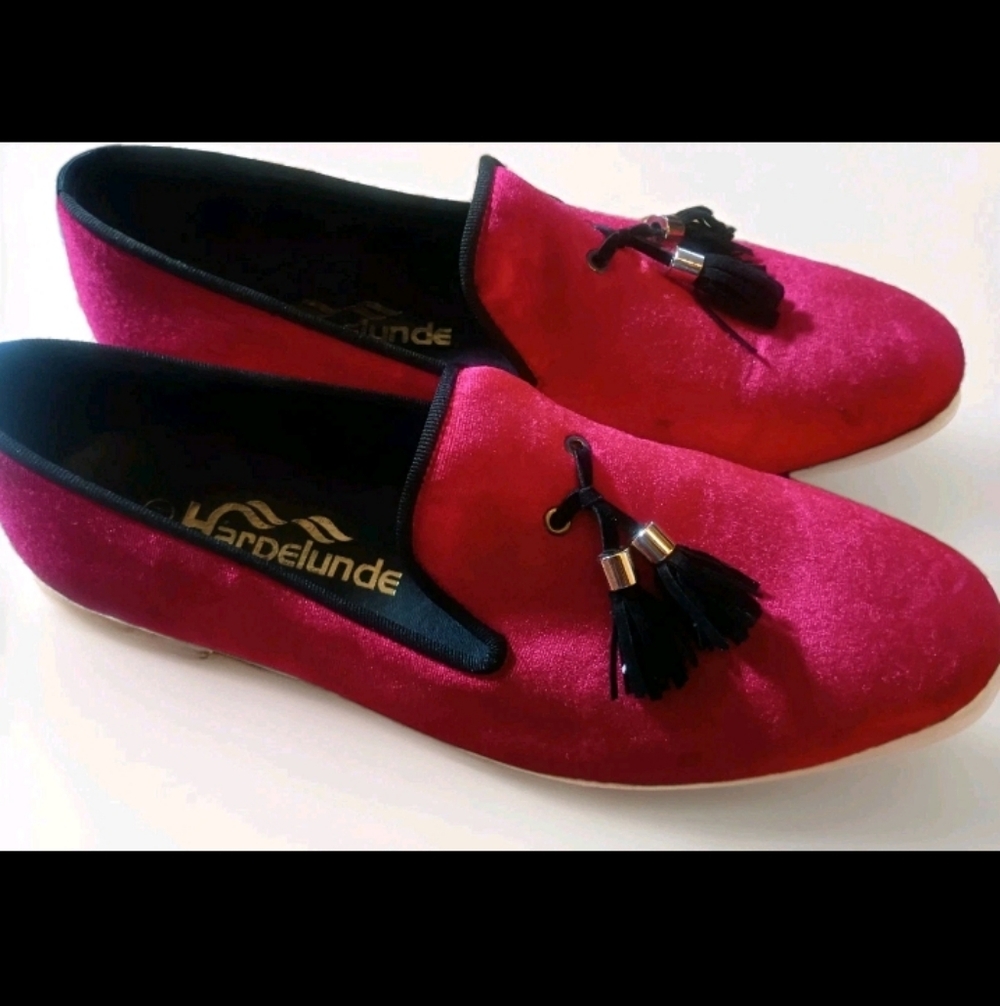 Harpelunde Red Velvet Slip-On Loafers Mens 11 Tassels Gold Unique Designer